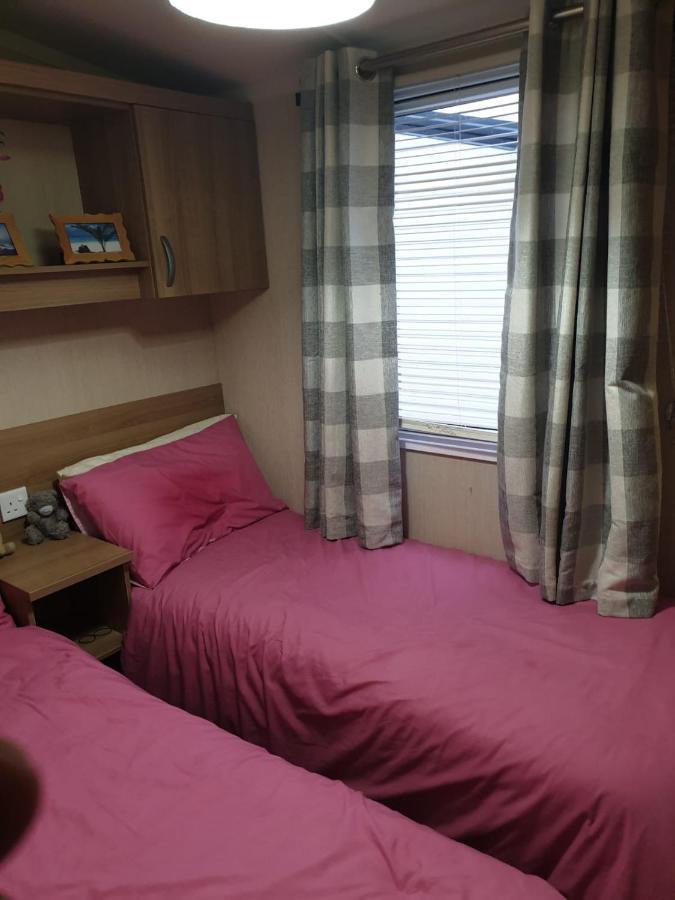 Ferienwohnung Swift Burgundy Prestatyn Exterior foto